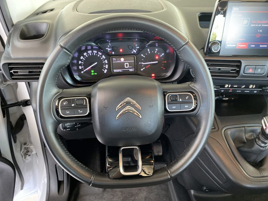 Fahrzeugabbildung Citroën Berlingo M PureTech 110 FEEL *Touch*Keyless*PDC*