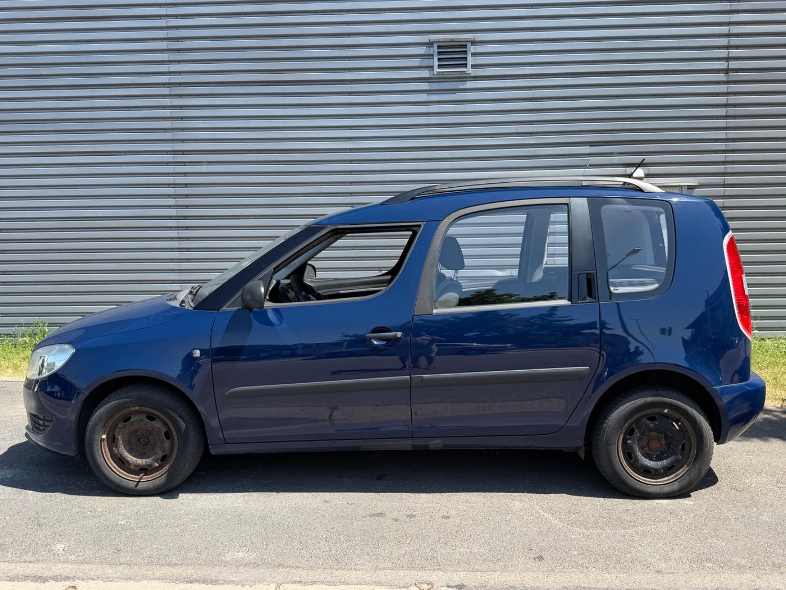 Skoda Roomster 2012 — photo 8