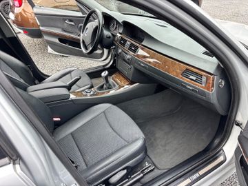 BMW 318 - 12