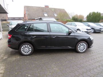 Fahrzeugabbildung SKODA Fabia Combi Ambition DAB GJ-RÄDER PDC SITZH 1.HD