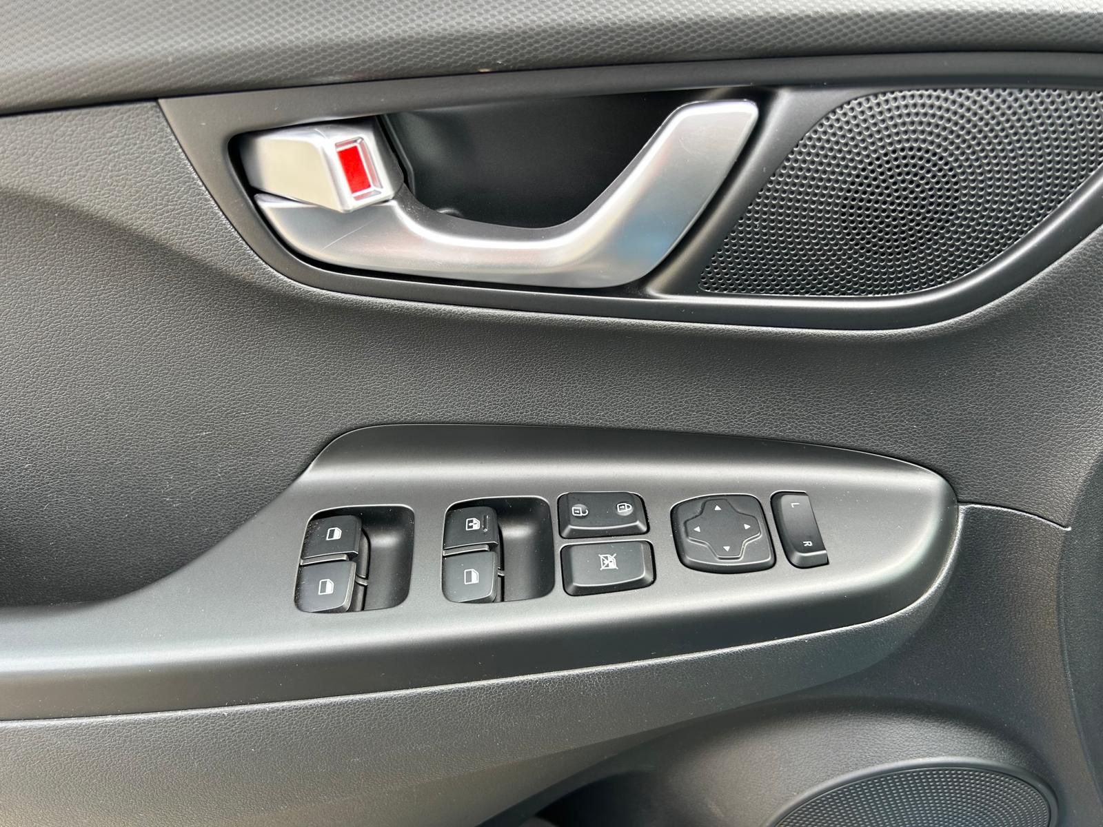 Fahrzeugabbildung Hyundai Kona Select°64 kWh°Kamera°1.Hand°