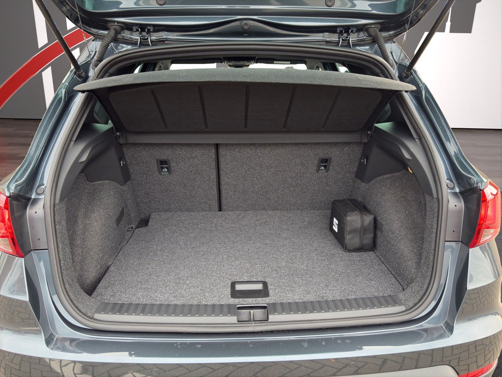 Fahrzeugabbildung SEAT Arona FR 1.0 TSI  DSG LED/ACC/NAVI/AHK