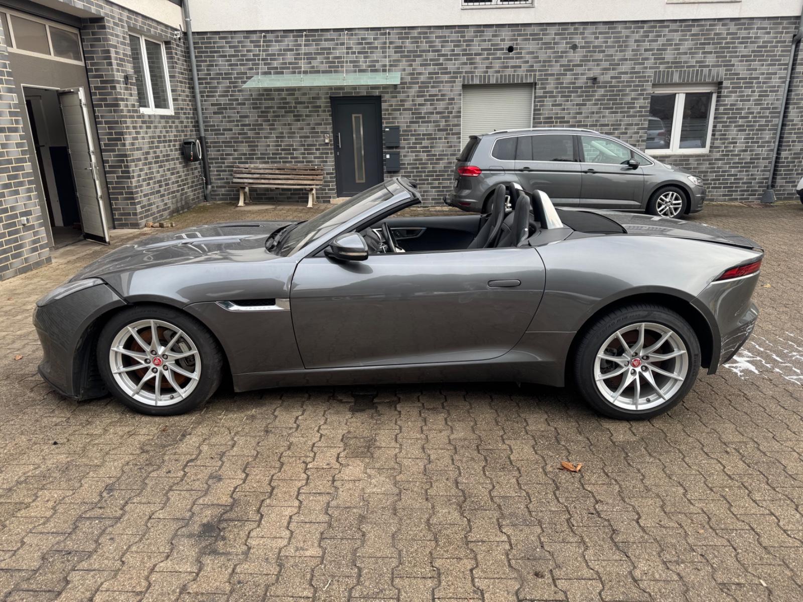 Jaguar F-Type 2.0 L P300 Turbo R-Dynamic Automatik
