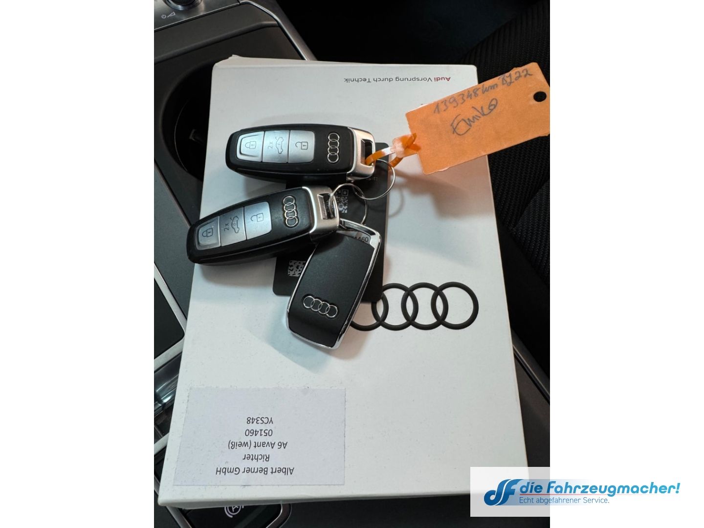 Fahrzeugabbildung Audi A6 Avant 40 TDI StandHZG AHK-klappbar Navi LED A