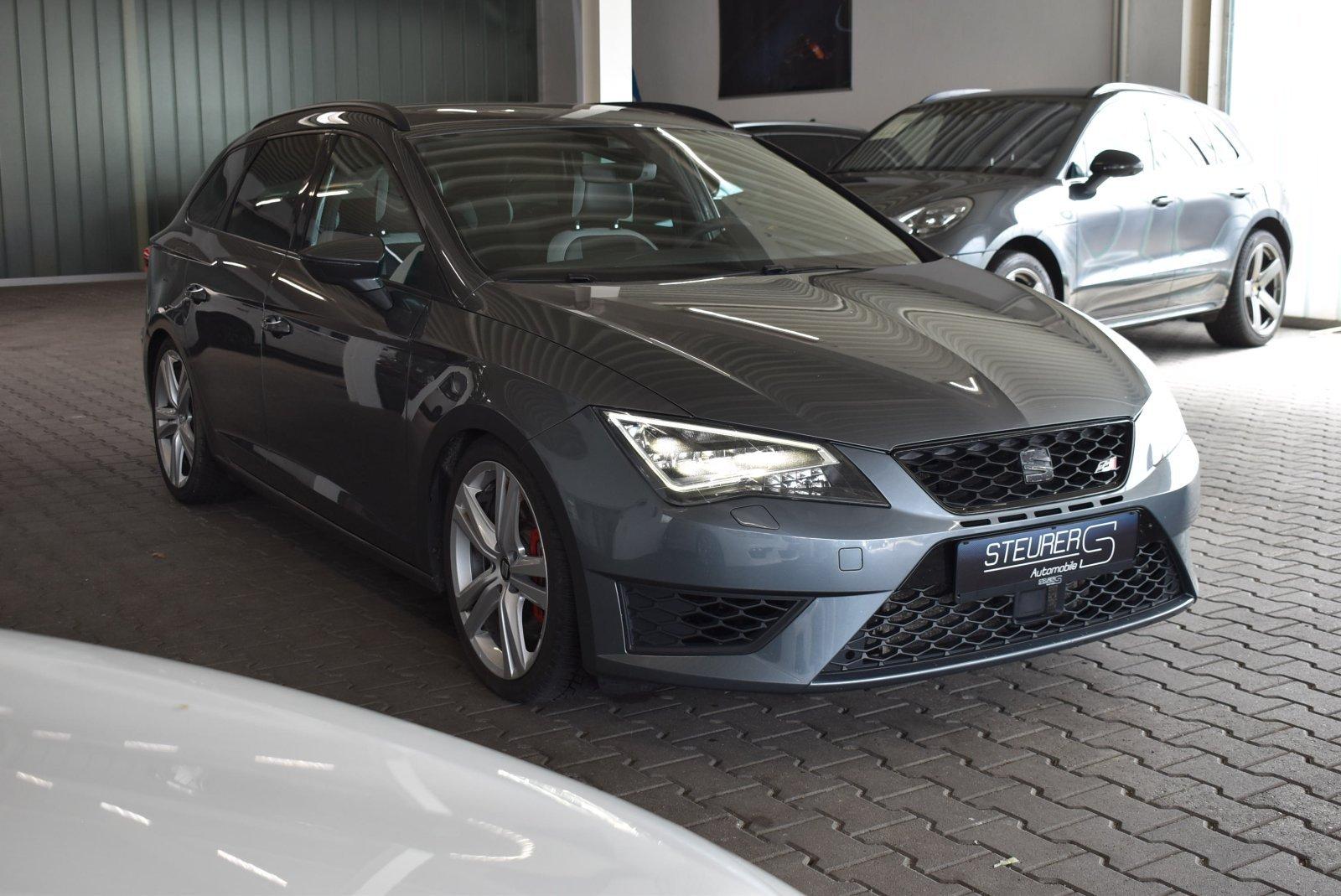 Seat Leon ST Cupra 265 ch DSG • Baquets Alcantara • Toit pano • Caméras AV/AR • DCC • CarPlay