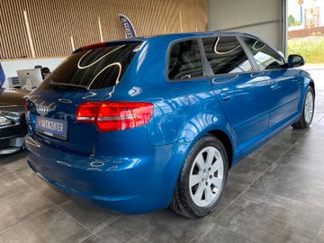 Audi A3 Sportback 1.6 Attraction *TEMPOMAT*SZHZ*KLIMA