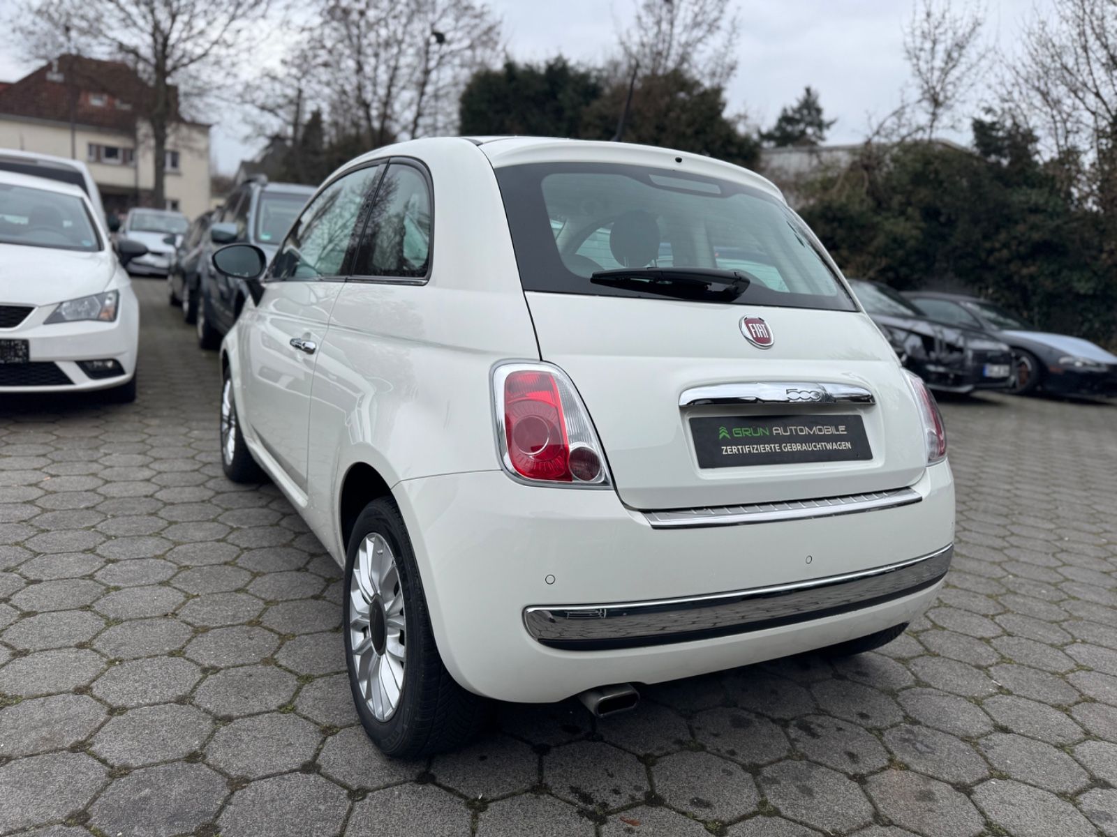 Fahrzeugabbildung Fiat 500 Lounge