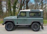 Land Rover Defender 90 Td4 Station Wagon  - Land Rover Defender von privat