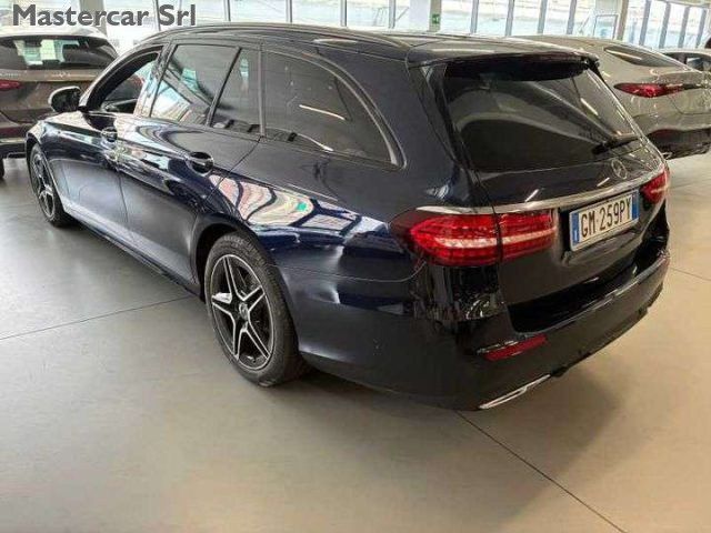 Mercedes-Benz MERCEDES-BENZ E 220 SW d mhev Premium AMG S213 4 imagem 3