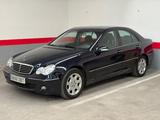 Mercedes-Benz C 180 KOMPRESSOR ELEGANCE Elegance - Mercedes-Benz C 180 aus 2004: Kompressor
