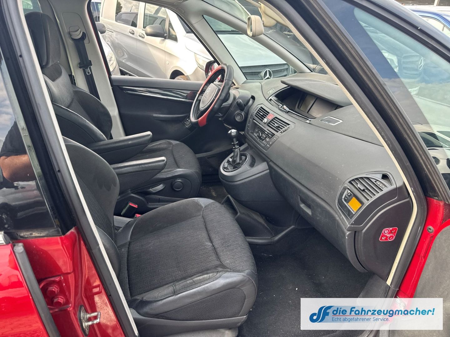 Fahrzeugabbildung Citroën C4 Picasso Exclusive 1.6 HDi 110 FAP *EXPORT