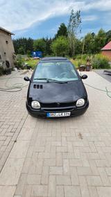 Renault Twingo 1.2 Black Edition. Tiefer,Sportlich,Laut - Renault Gebrauchtwagen von 2000