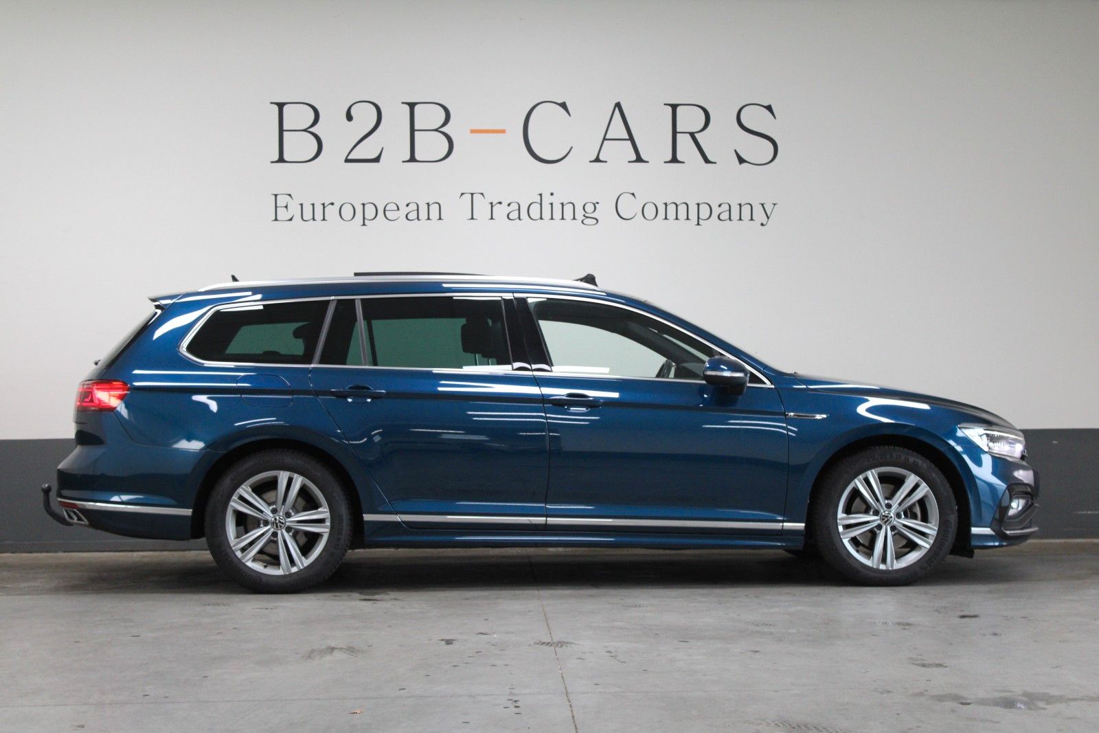 Volkswagen Passat Variant 1.5 TSI DSG | 2x R-line | Panora imagem 3