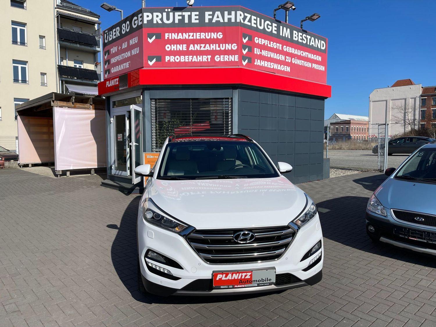 Hyundai Tucson Premium 4WD/LED/DAB/AHK/Navi/Schiebe-Pano