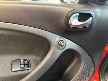 Smart ForFour *SitzH*Navi*PDC*Rückfahrkamera*