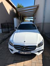 Mercedes-Benz E 220 d 4MATIC T Autom. - - Mercedes-Benz E 220 Gebrauchtwagen in Köln