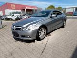 Mercedes-Benz E 250 CGI BlueEfficiency *Camera*Automatik*Tüv - gebrauchte Mercedes-Benz E 250 aus dem Jahr 2010
