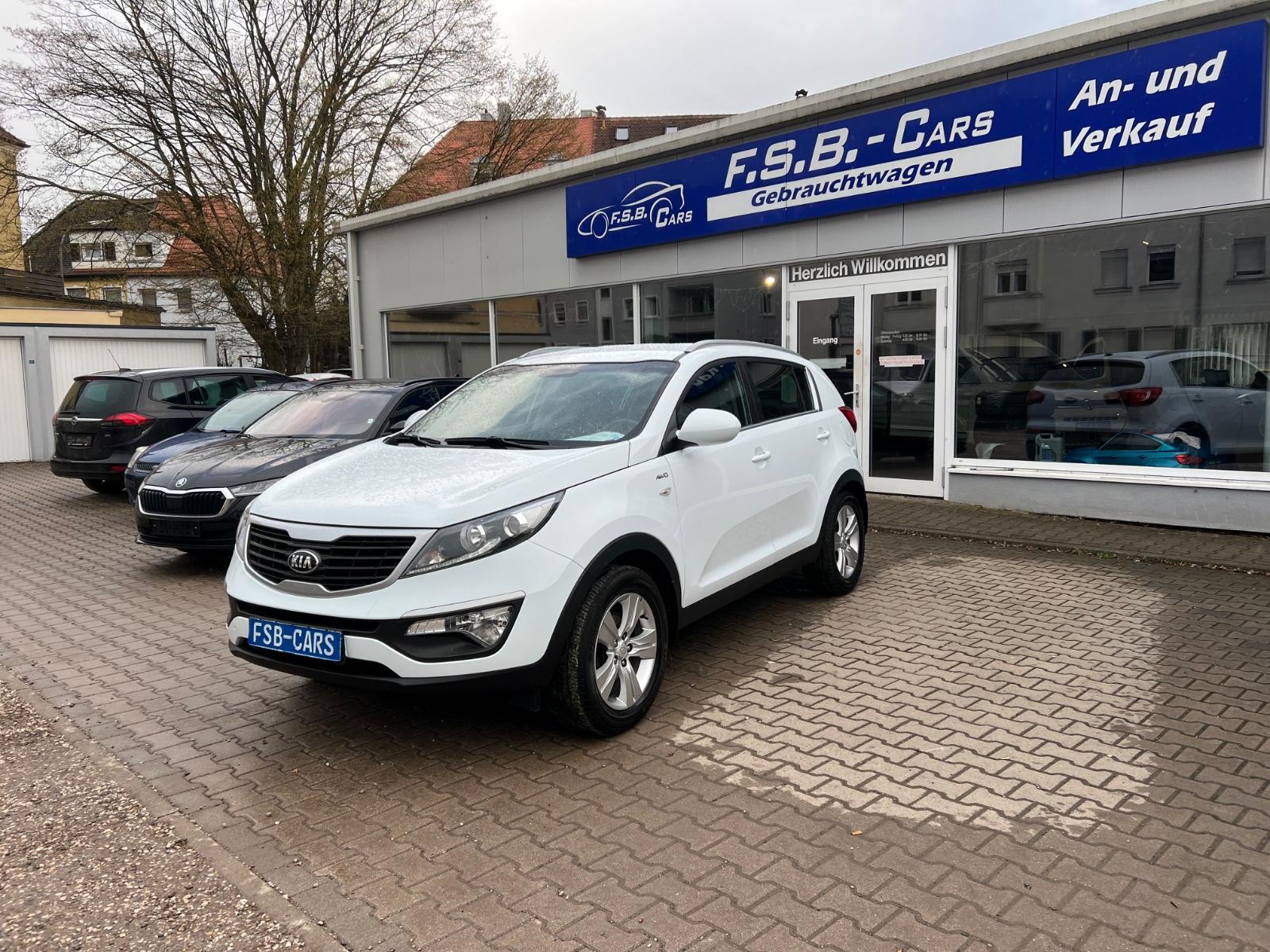 Kia Sportage Attract 4WD   1-Hand Navigation