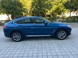 BMW X4 xDrive30d xLine LED*HeadUp*Navi*Leder*Kam360° - blaue BMW X4