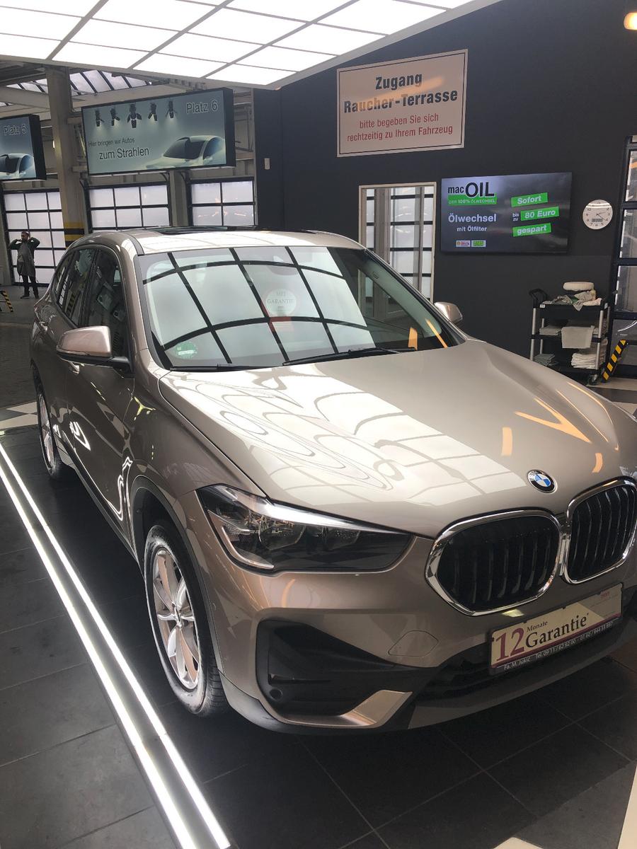 BMW X1 sDrive 18 d AUTOM.PANORAMA,LEDER,KAMERA,