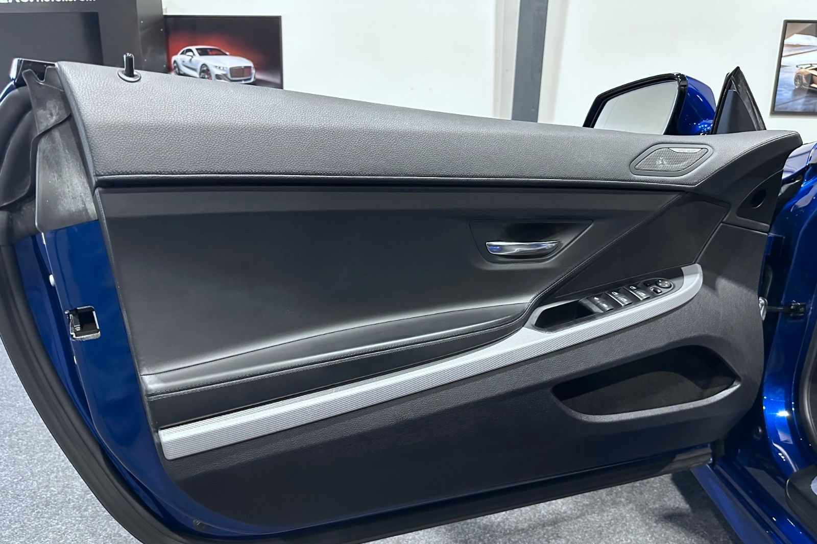 Fahrzeugabbildung BMW 650i Cabrio | M-Paket | Harman-Kardon