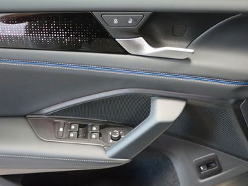 Volkswagen Tiguan 2.0 TDI 142 kW 4M R-Line Pano Kamera