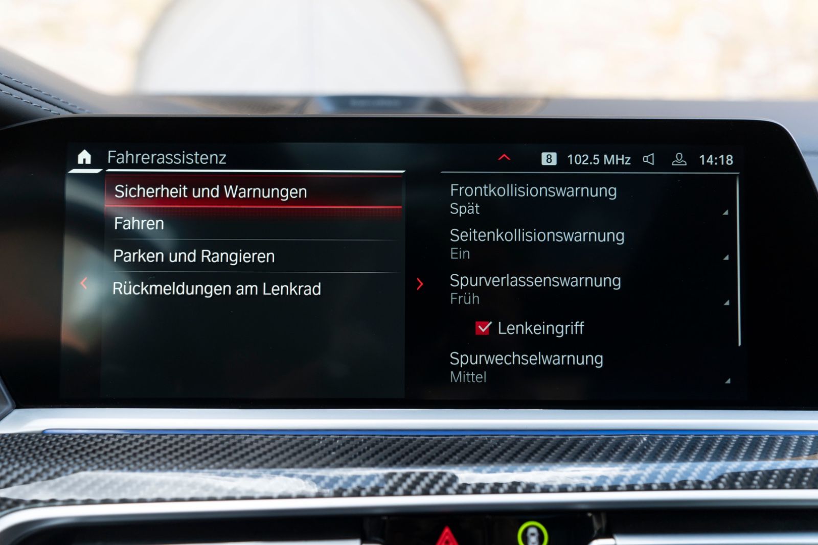Fahrzeugabbildung BMW X5 M Competition B&W HUD 360 MASSAGE CARPLAY ACC