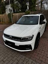 Volkswagen Tiguan 2.0 TDI SCR 140kW DSG 4MOTION 2xR-Line
