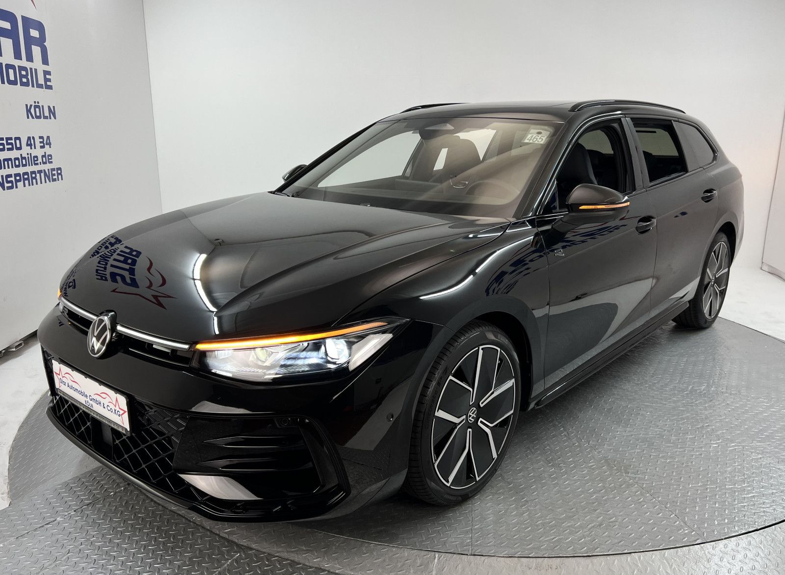 Volkswagen Passat Var. R-line 2.0 TDI 110 kW NAVI SH STANDH foto 3