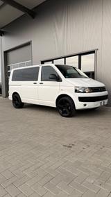 Volkswagen T5 Kombi Transporter AHK Tüv neu Klima Facelift - Volkswagen T5 Kombi: 8 Sitzer