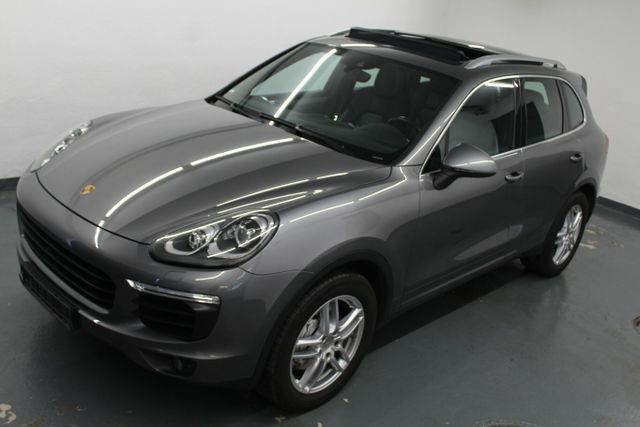 PORSCHE Cayenne S V8 Diesel Porsche Garantie+Panorama+AH