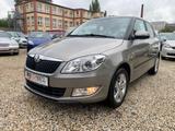 Skoda Fabia 1.2l TSI 77kW Fresh Sitzheizung PDC 2.Hand - Skoda Fabia aus 2013 mit Benzin-Antrieb: Metallic, Kleinwagen, 1.2