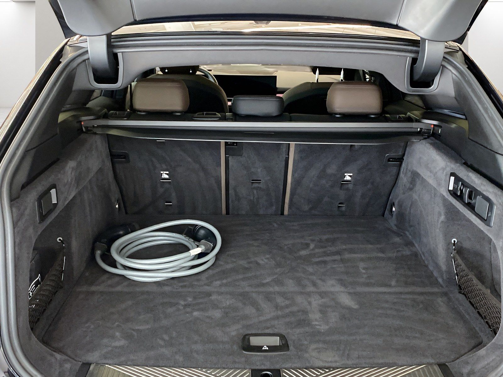 BMW i5 eDrive40 Touring M Sport AHK LiveCockpitProf foto 11