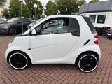 Smart ForTwo coupe 62kW BRABUS AUTOMATIK PANORAMA NAVI - Smart: Weiß