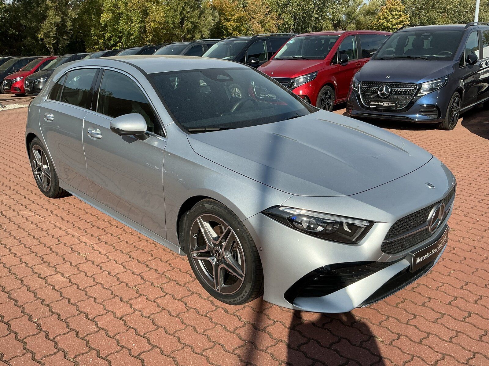 Mercedes-Benz A 180 AMG Plus Keyll Go 360Kam Multibeam Distro imagem 3