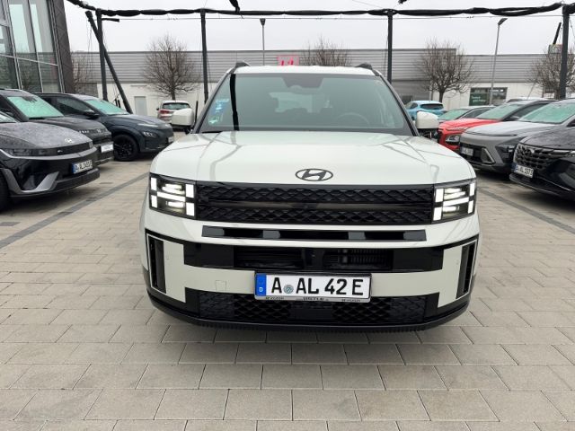 Fahrzeugabbildung Hyundai SANTA FE PHEV (MY25) 1.6 T-GDI 4WD BLACKLINE 7-S