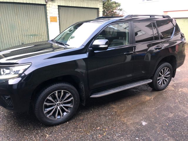 Toyota Land Cruiser 2.8D-4D Automatik TEC-Edition Voll