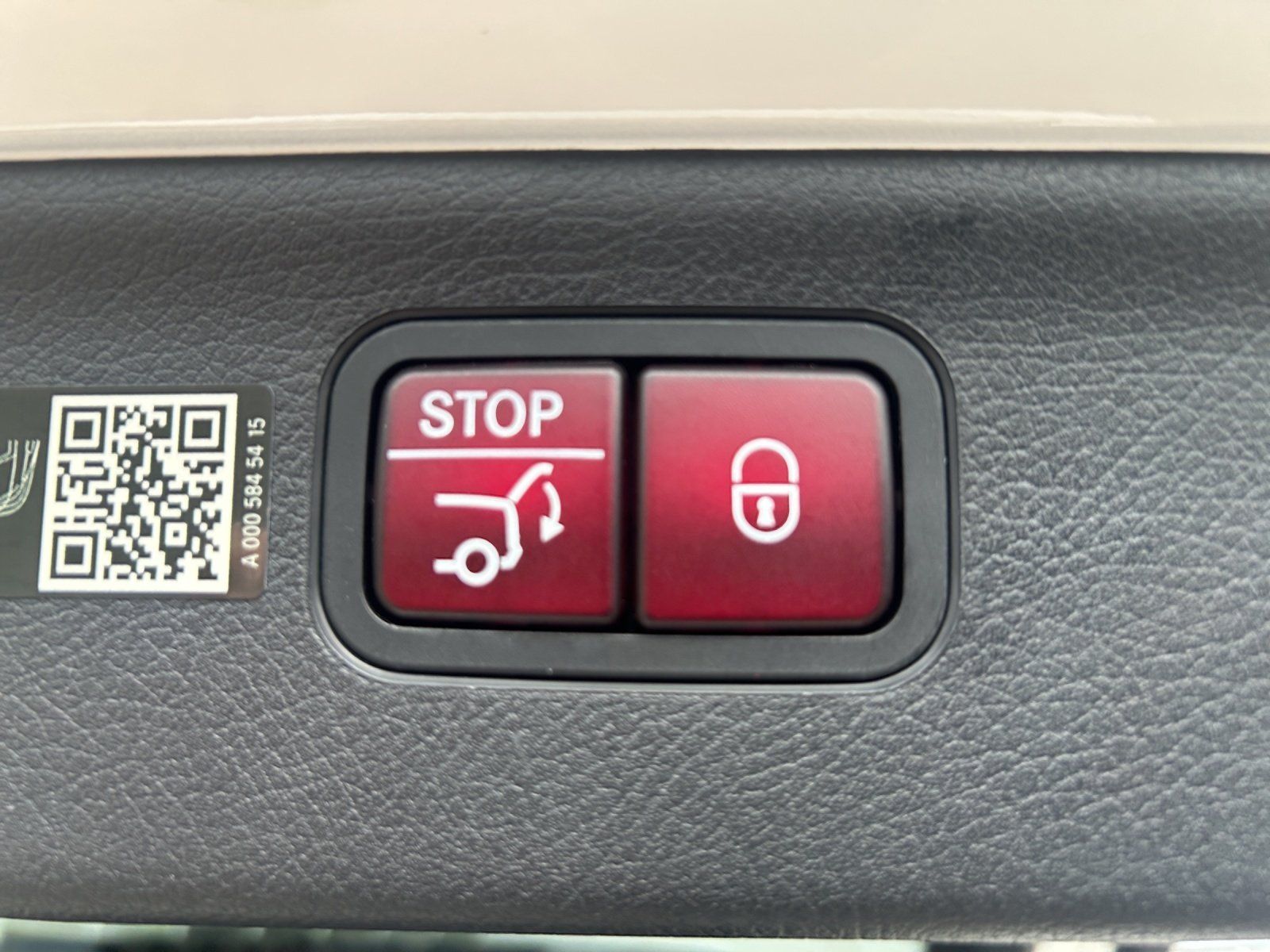 Fahrzeugabbildung Mercedes-Benz EQS 450+ SUV Premium HYPER Massage DISTRO 7-Sitz