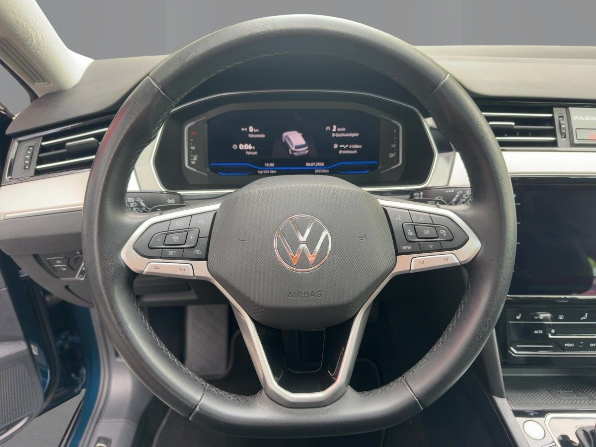 Volkswagen Passat Variant - Bild 14
