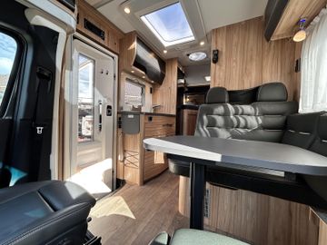 HYMER ERIBA HYMERCAR ML-T CrossOver 570 Luftfeder MAXXFAN AHK DELTA