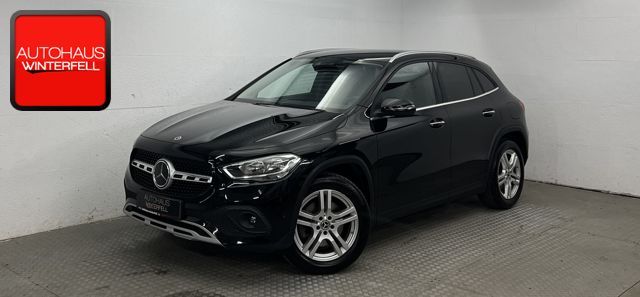 Mercedes-Benz GLA 220