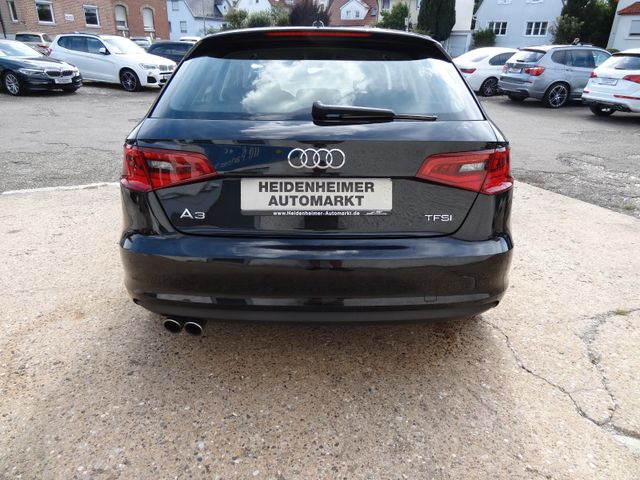 Fahrzeugabbildung Audi A3 Sportback ambition/18-Zoll/Navi/Xenon/SitzH/