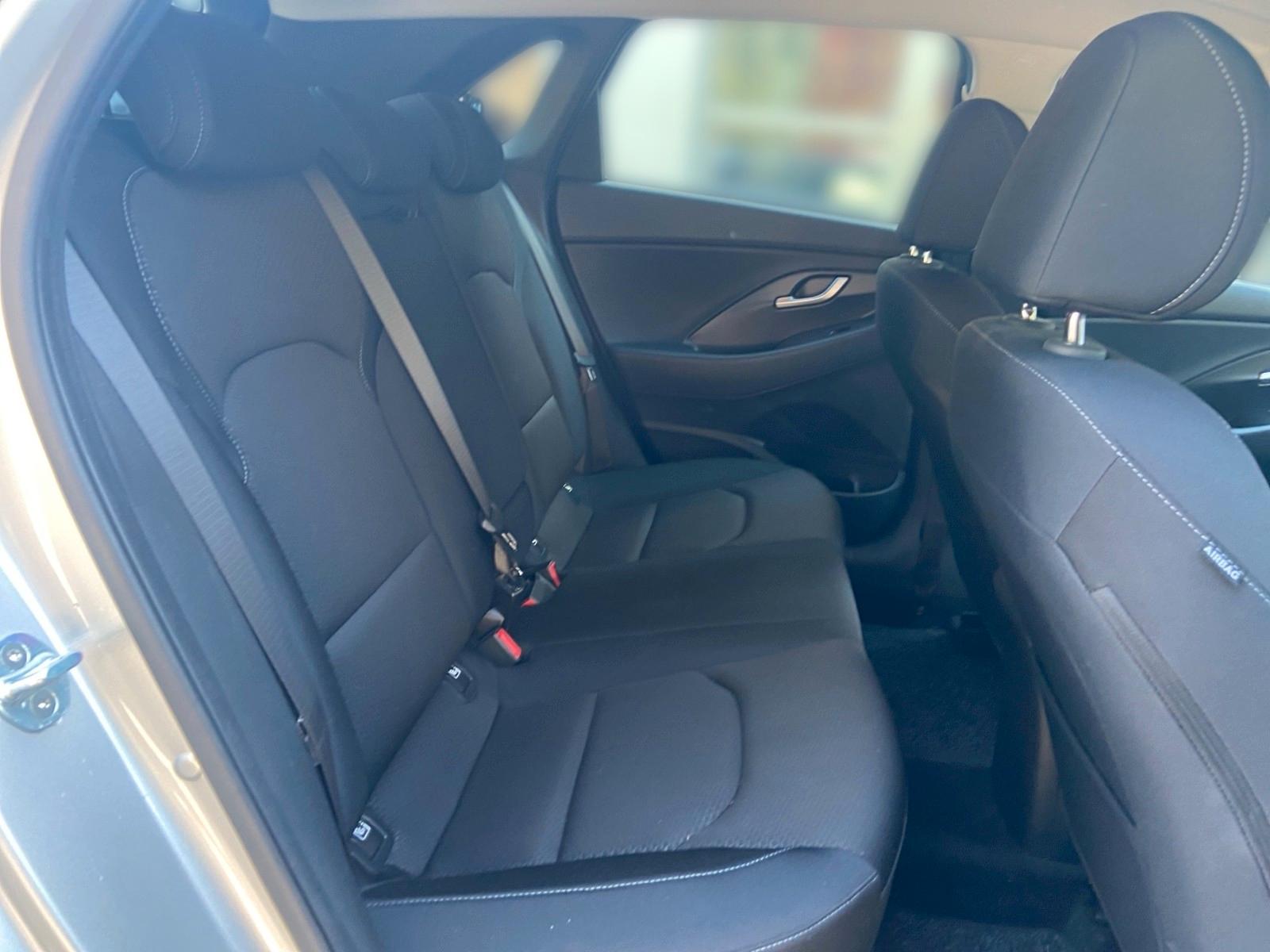 Hyundai i30 1.0 T-GDI Intro
