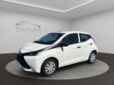 Toyota AYGO X SERVO/KLIMA NUR 2500 KILOMETER! - Toyota Gebrauchtwagen in Neuss