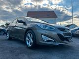 Hyundai i40 5 STAR EDITION SHZ + PDC + AHK + TEMP - Hyundai i40 aus 2014