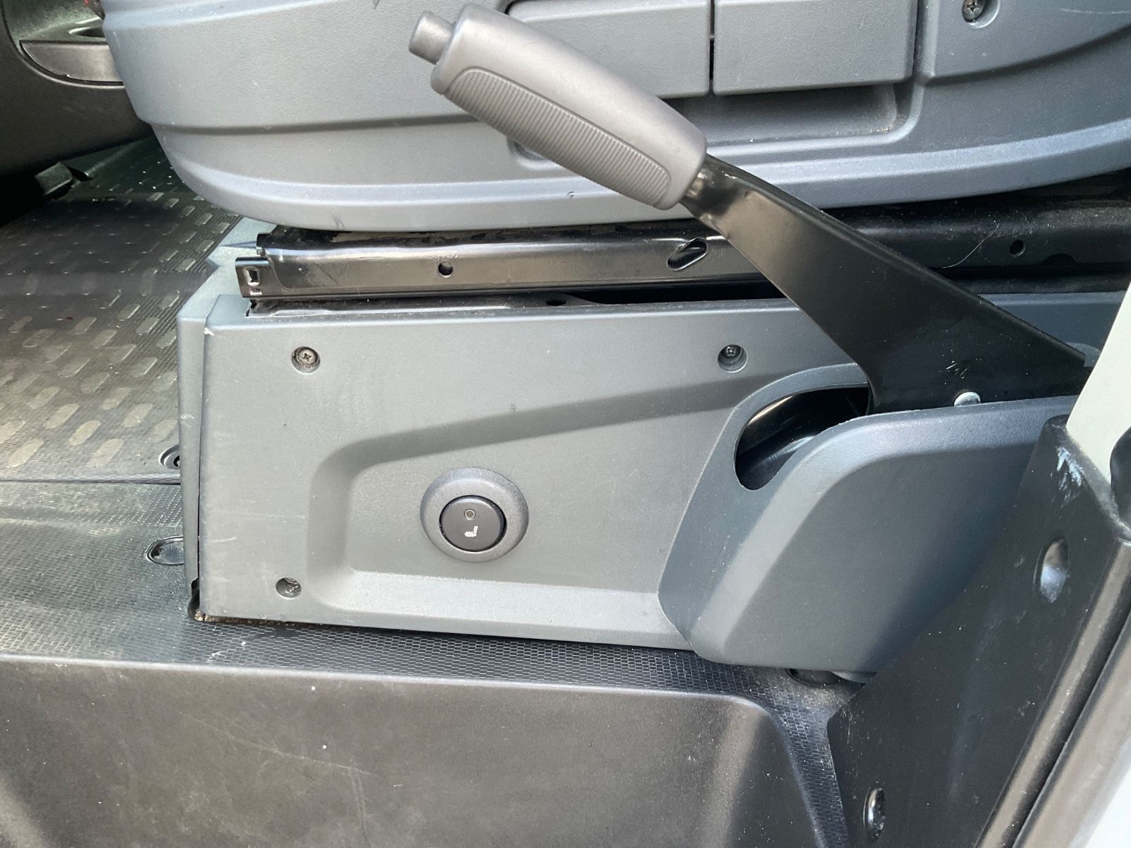 Fahrzeugabbildung Opel Movano L4H2,Sitzheizung,Bluetooth,Allwetterreife