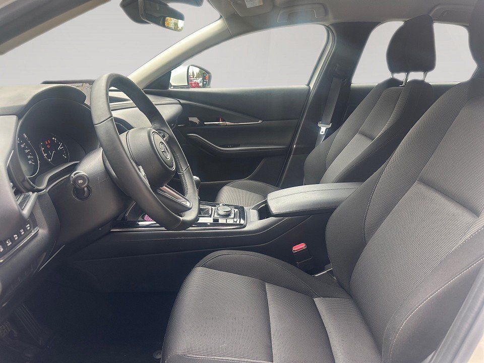 Fahrzeugabbildung Mazda CX-30 2.0i 150PS SELECTION DES-P PRE-P