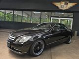 Mercedes-Benz E 200 Cabrio CGI AUTOMATIK LEDER/KAMERA/NAVI/H&K - gebrauchte Mercedes-Benz E 200 aus dem Jahr 2012