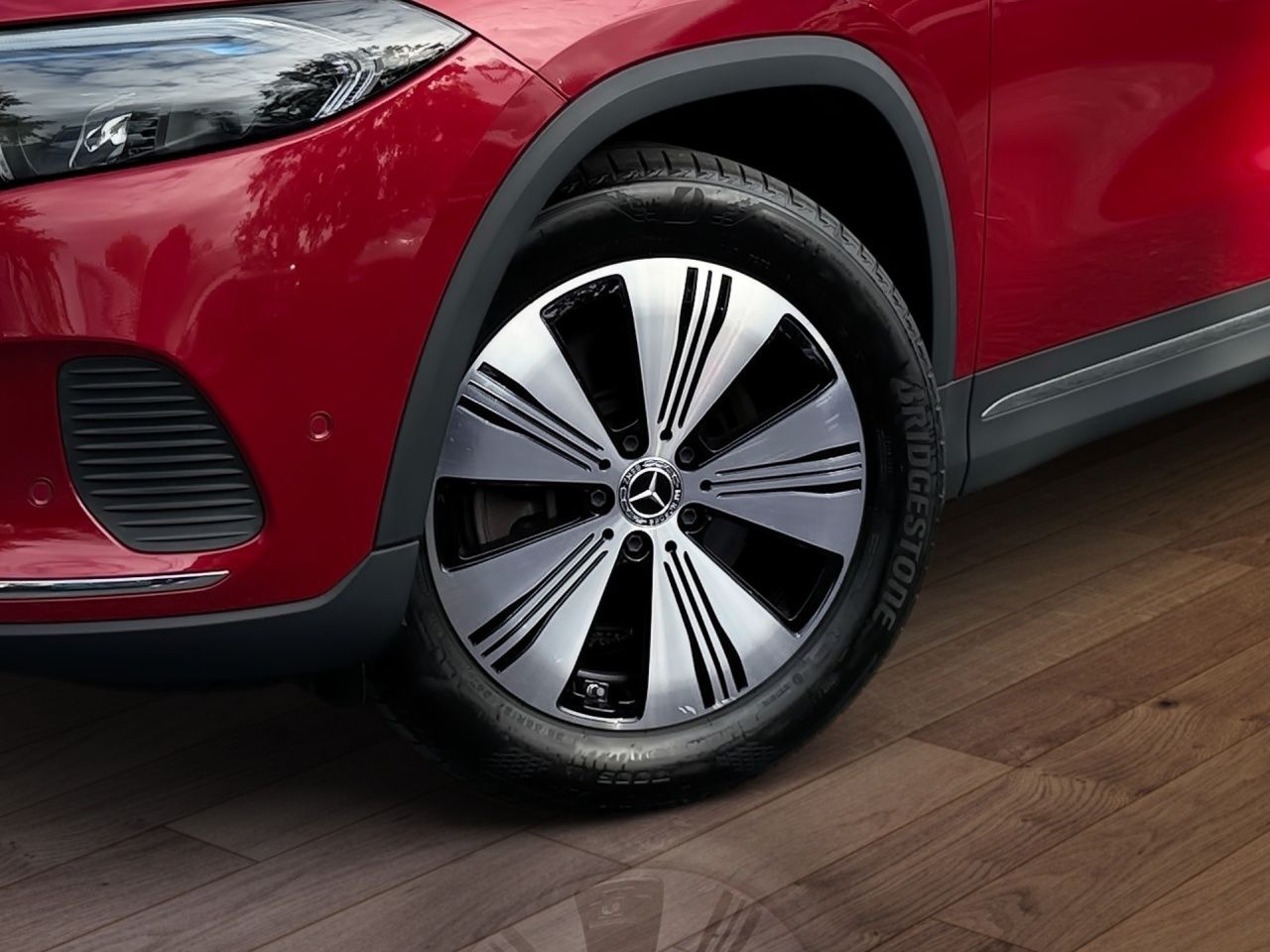 Fahrzeugabbildung Mercedes-Benz EQA 250 PROGRESSIVE+360+AMBIENTE+TOTWINKEL+SHZ