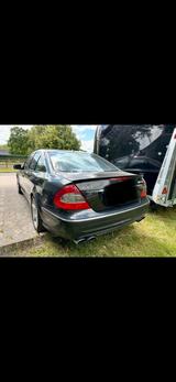 Mercedes-Benz Mercedes W211 E63 Limousine Designo guter ... - Mercedes-Benz E63 aus dem Jahr 2007